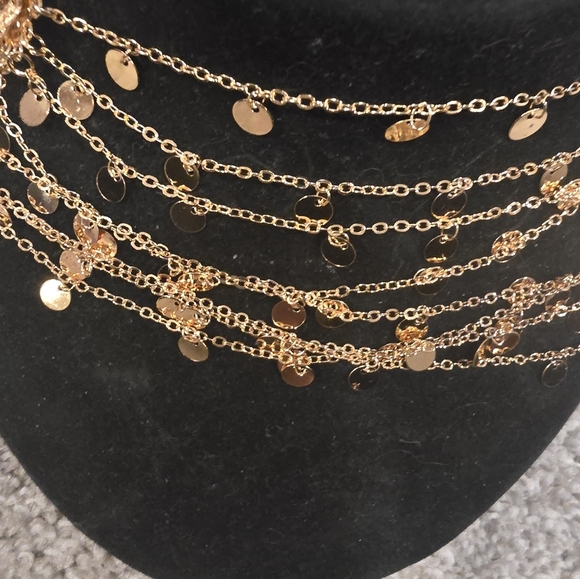 21kgp Dubai Jewelery Elegant Gold Layered Necklace - Picture 6 of 9